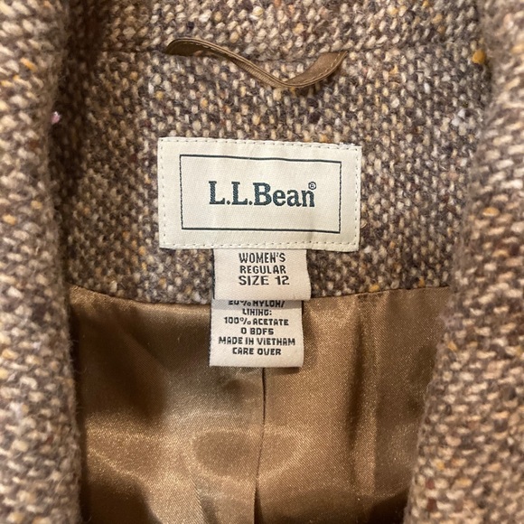 L.L.Bean winter coat - Picture 2 of 3
